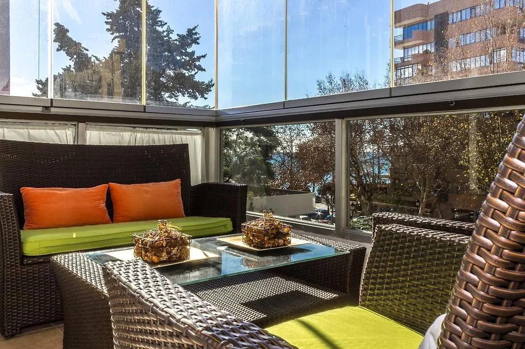 Apartamento La Farola Apartment Marbella